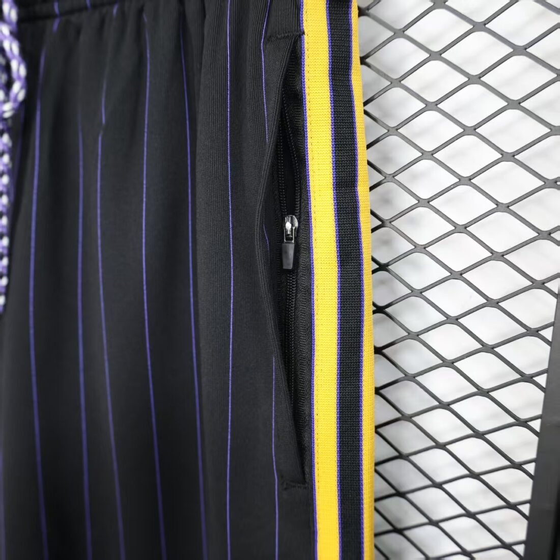 Manchester United Shorts 4