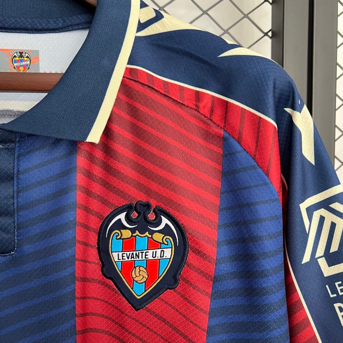 (25/26) Levante Ud Casa S-XXL Álbum 11