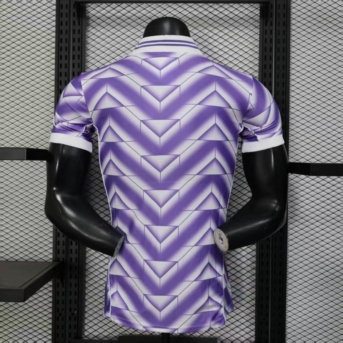 Player: Real Madrid Special Edition Purple | álbum | shop No.123 | Store 1