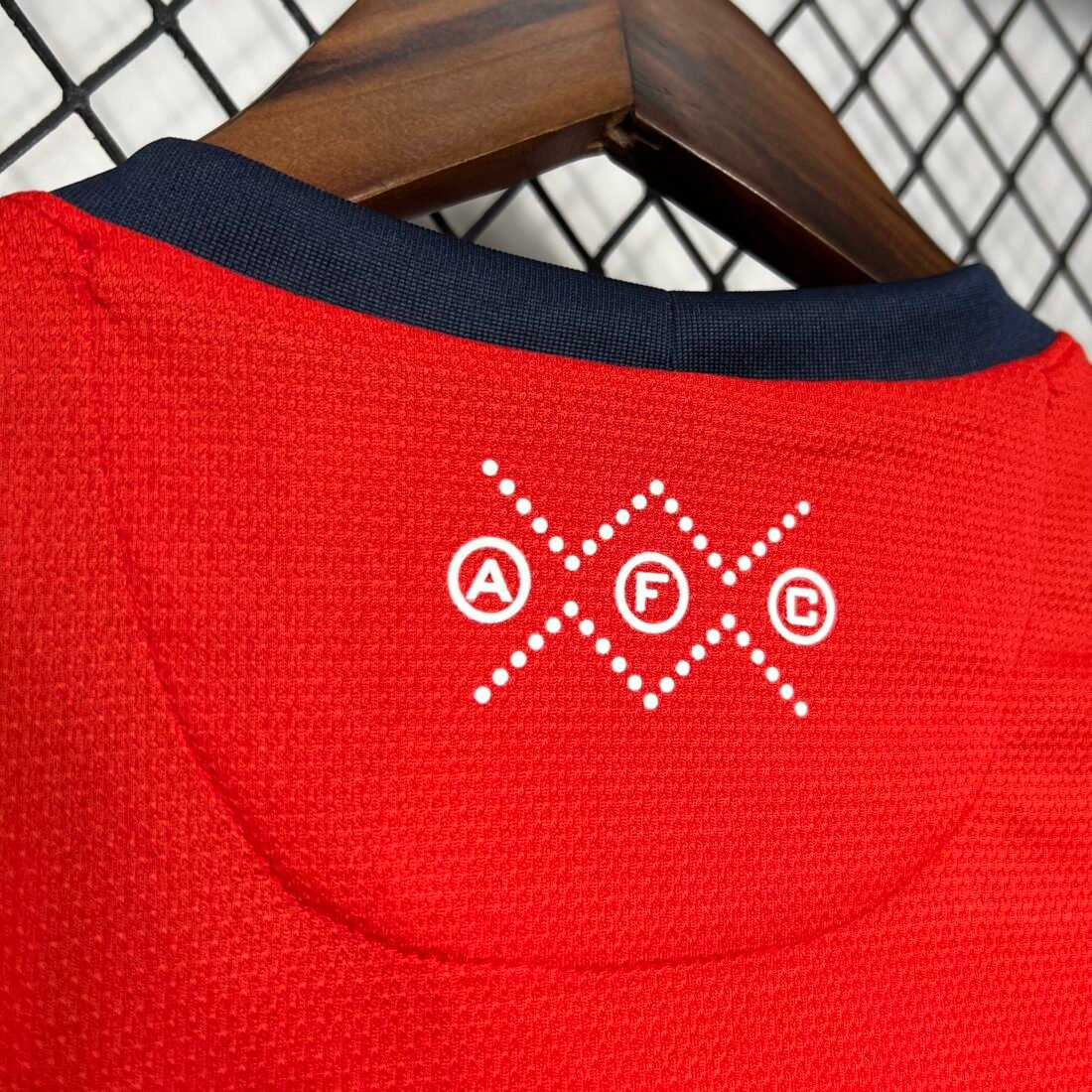 12/13 Arsenal Casa Camisa Retrô Version 4