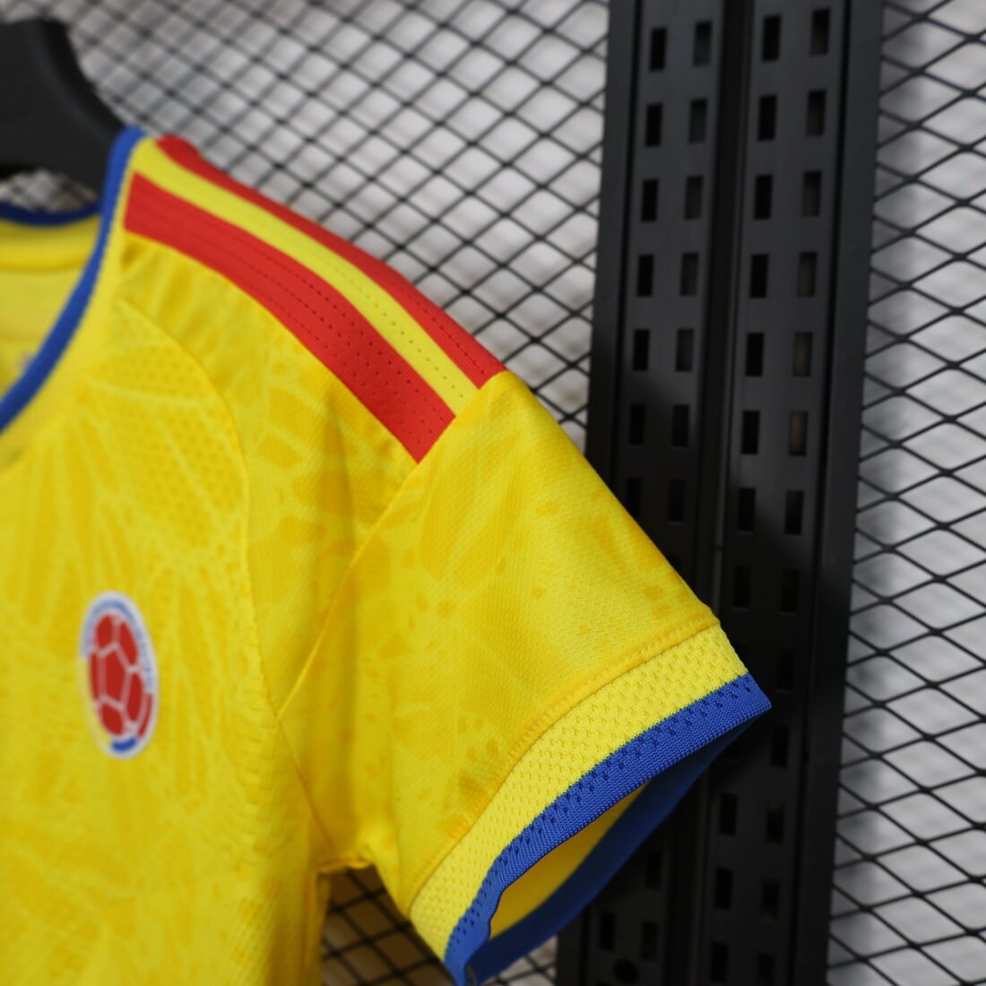 Women’s Colombia | álbum | shop NO.123 | Store 12
