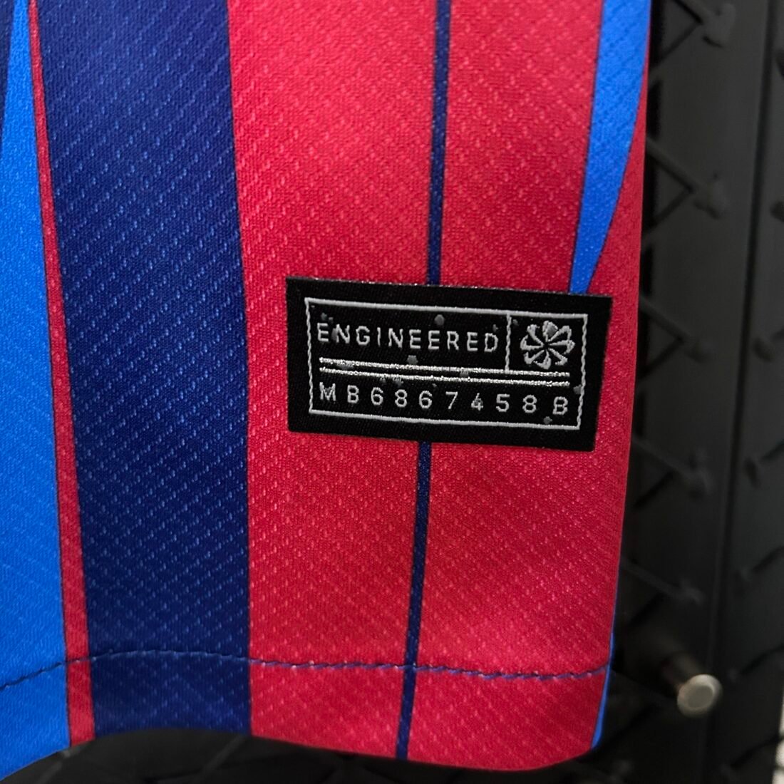 (24/25) Barcelona Special Edition S-4XL Álbum 8