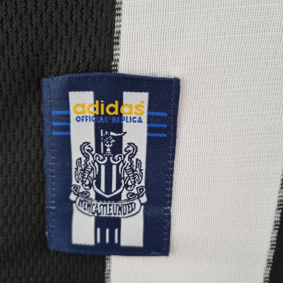 00/01 Newcastle United Heim Retro Version S-2XL 15