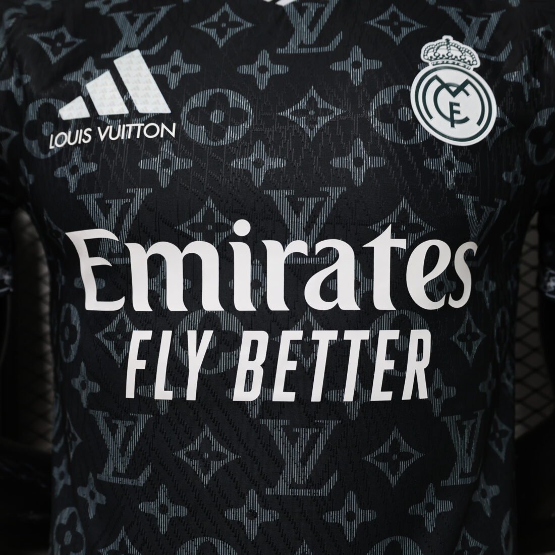 (26/27) Real Madrid Louis Vuitton Special Edition S-2XL álbum shop NO.123 Store 15