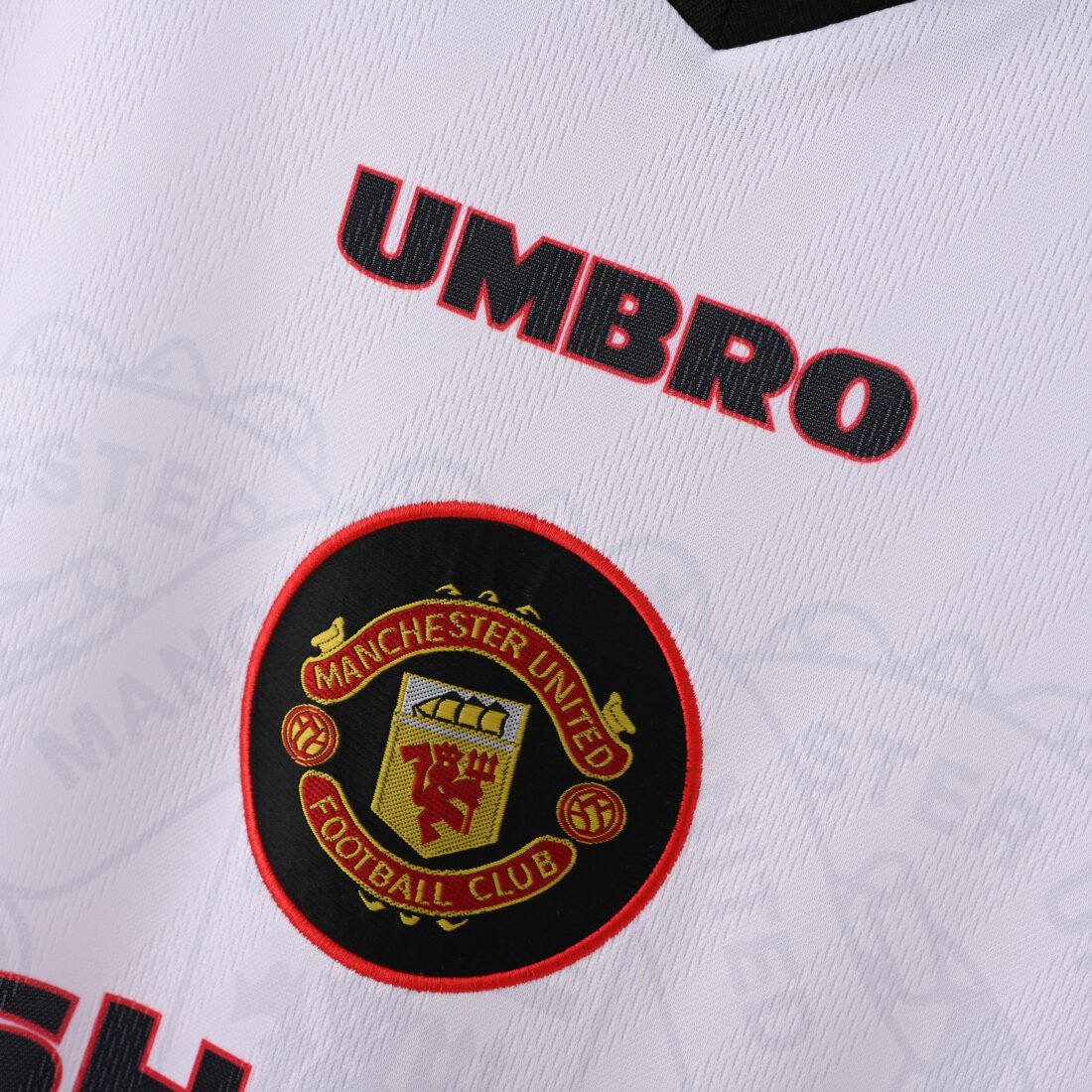 (96/97) Manchester United Away 12