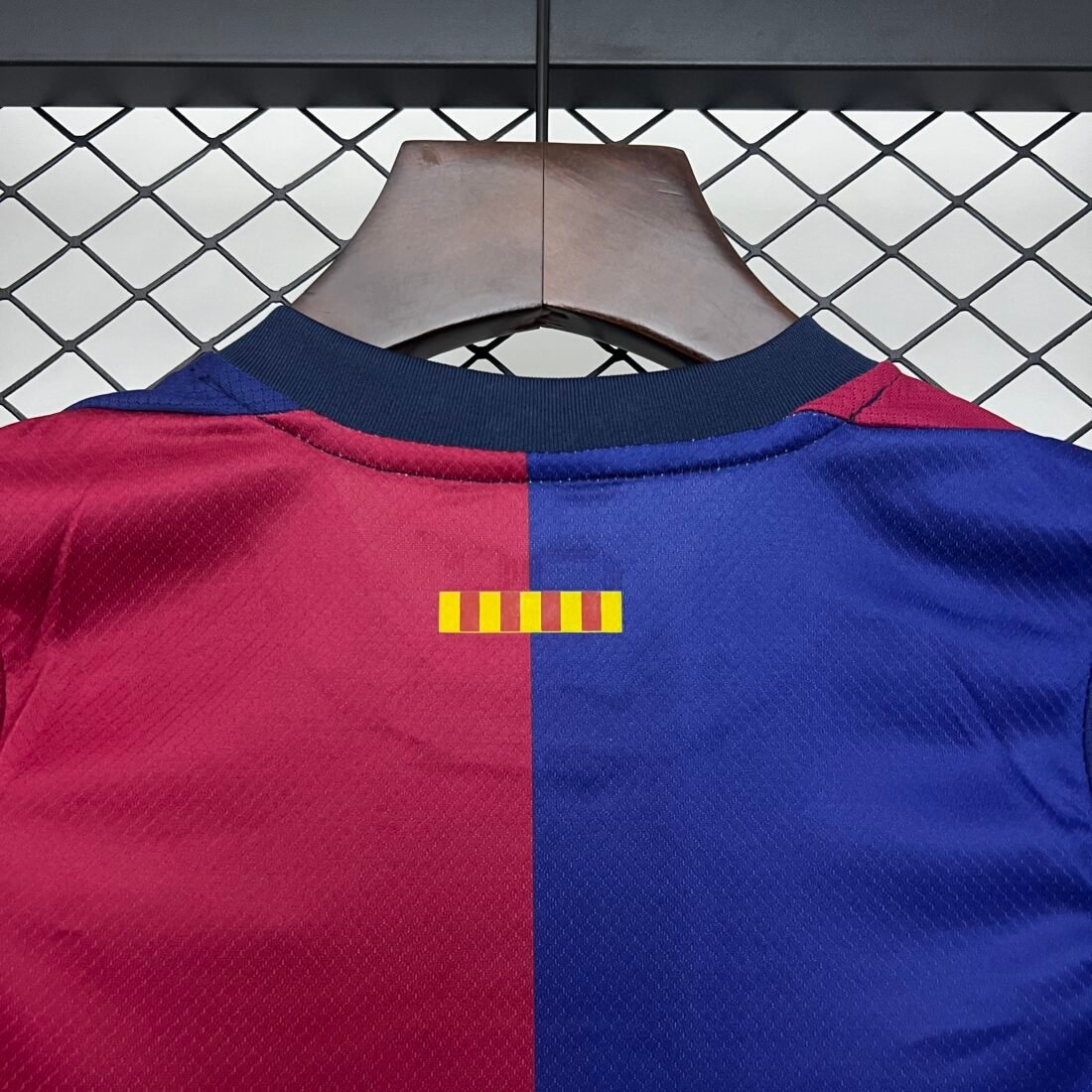 (25/26) Kids Barcelona Home – Size: 16-28 Álbum 5