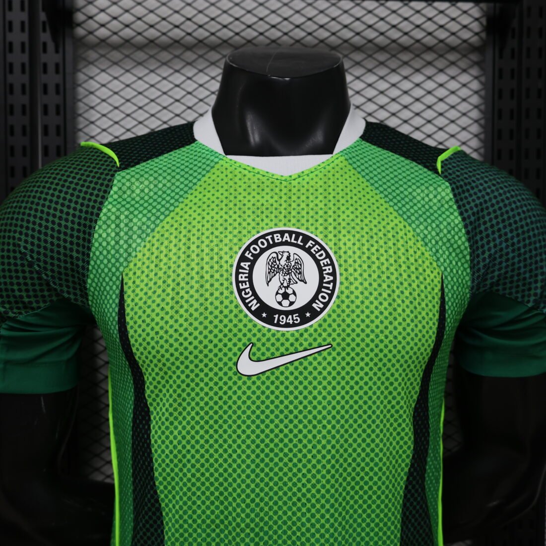 (26/27) Player Nigerian Master S – 2XL álbum shop NO.123 Store 16