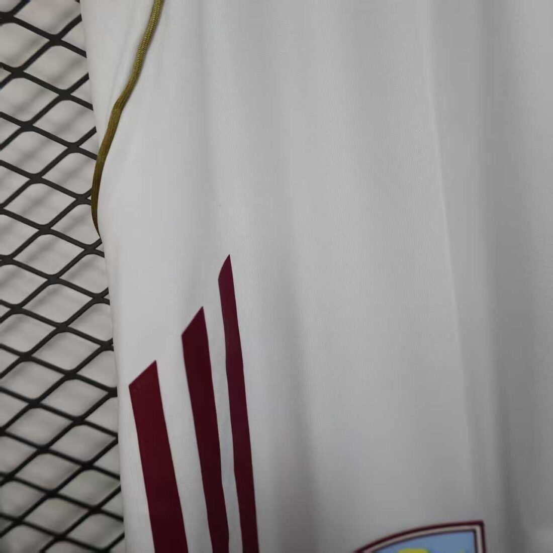 Aston Villa Shorts Spielerversion 6