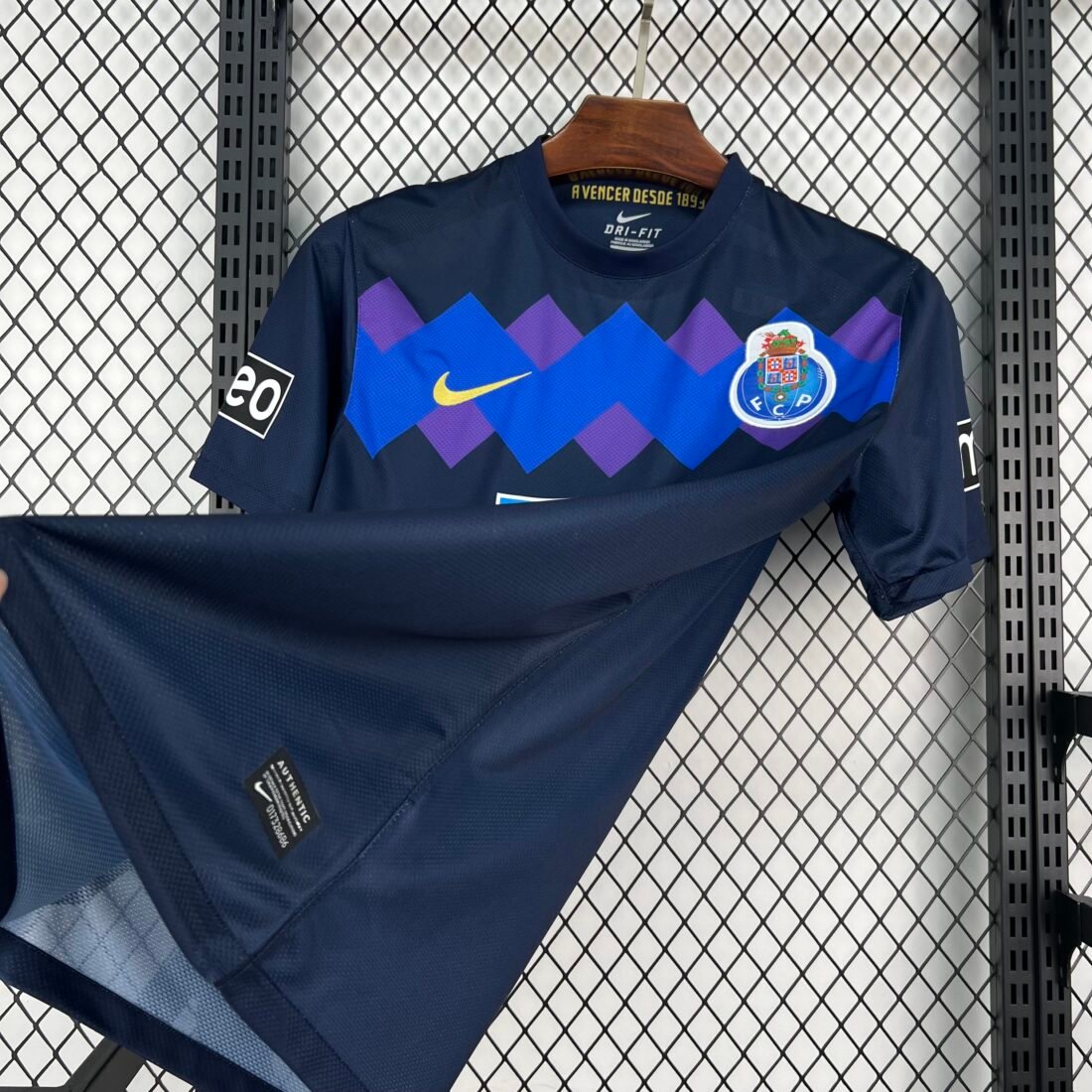 11/12 Porto Away Jersey Retro Version 10