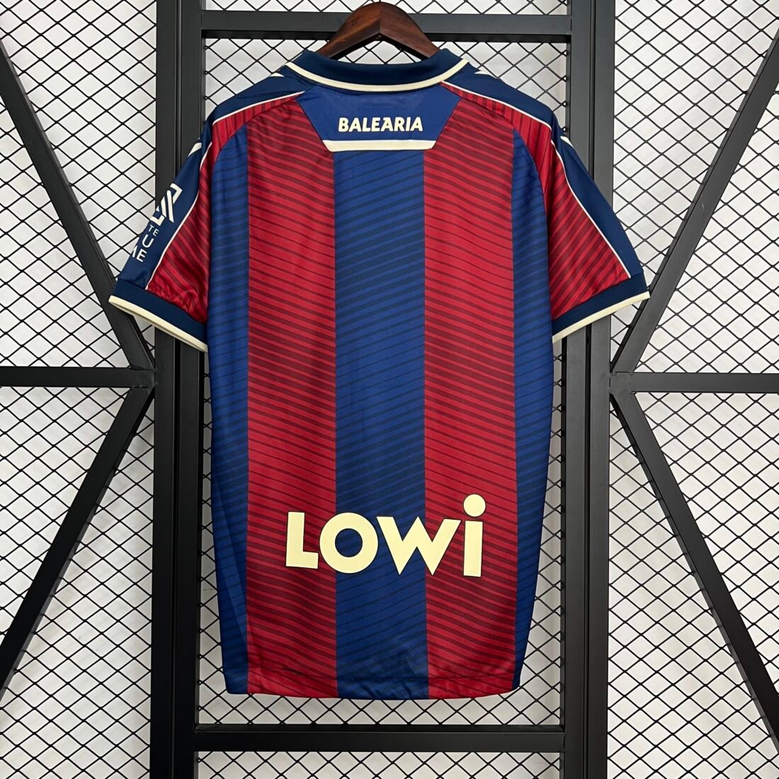 (25/26) Levante Ud Casa S-XXL Álbum 13
