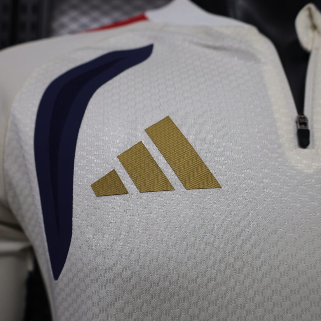 26. Bayern White Manica Lunga S-3XL | álbum | shop NO.123 | Store 14
