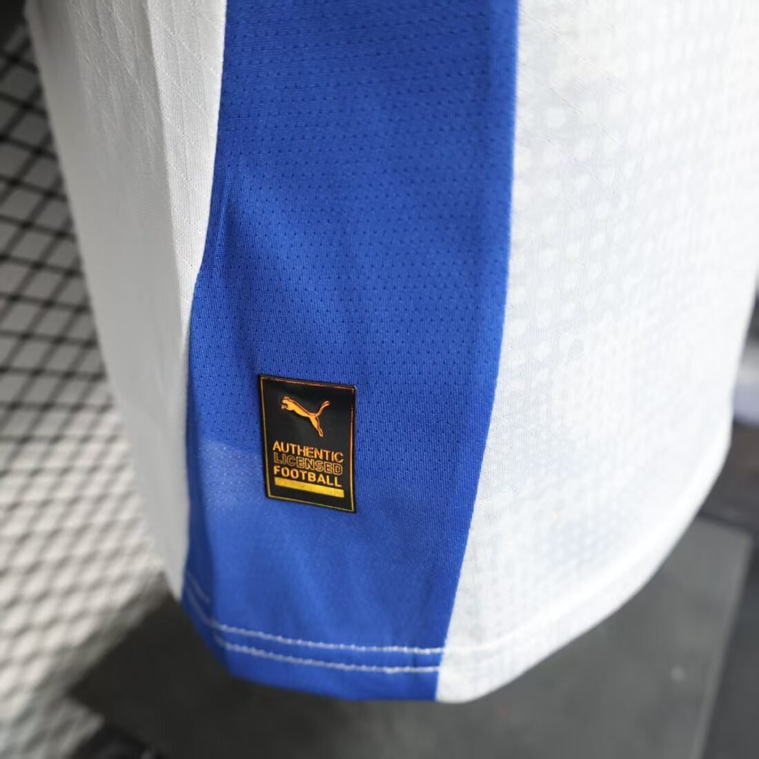 Player: Crescent Training Suit | álbum | shop NO.123 | Store 10