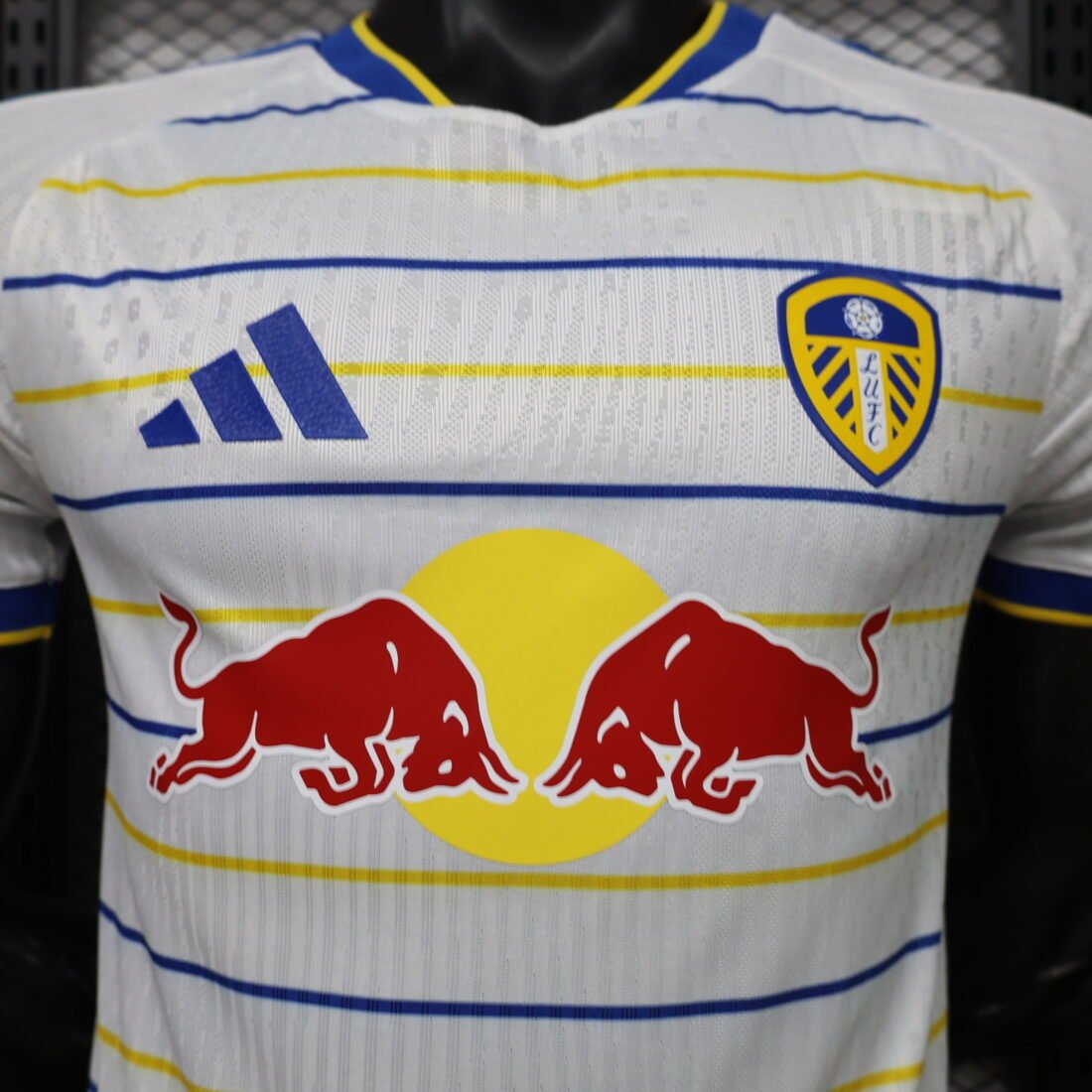 (26/27) Leeds United boss S-2XL álbum shop NO.123 Store 18