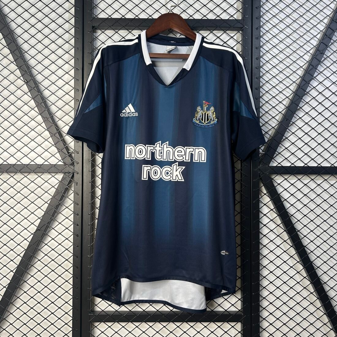 05/06 Newcastle United Away Retro Version S-2XL 4