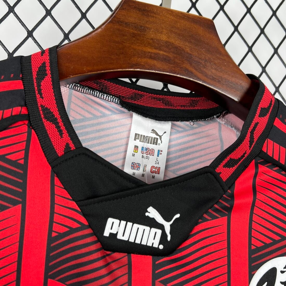 95/96 Eintracht Frankfurt Home Jersey Retro Version 3