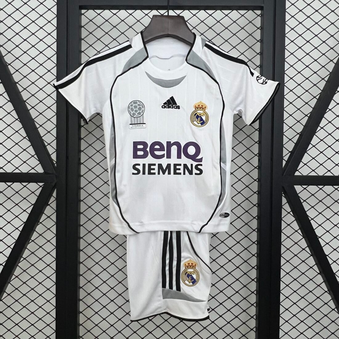 06/07 Real Madrid Home Kids 16-28 14