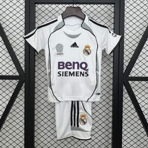 06/07 Real Madrid Home Kids 16-28