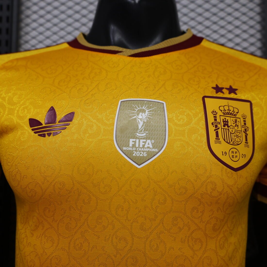 (26/27) Spain Édition Spéciale Yellow Two Star S-2XL álbum shop NO.123 Store 22