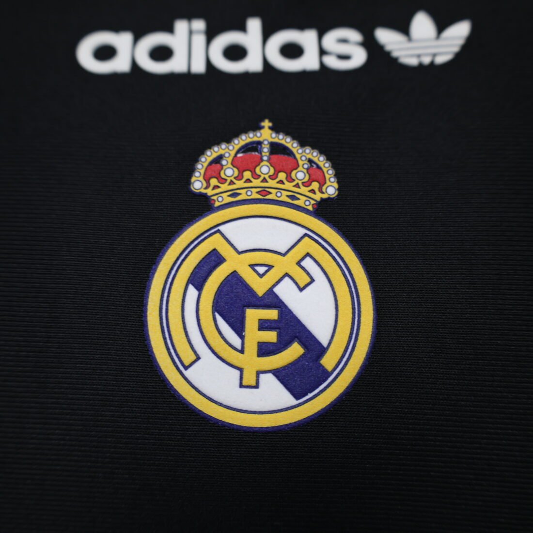 (26/27) Real Madrid Casual Retro Black S-3XL álbum shop NO.123 Store 10