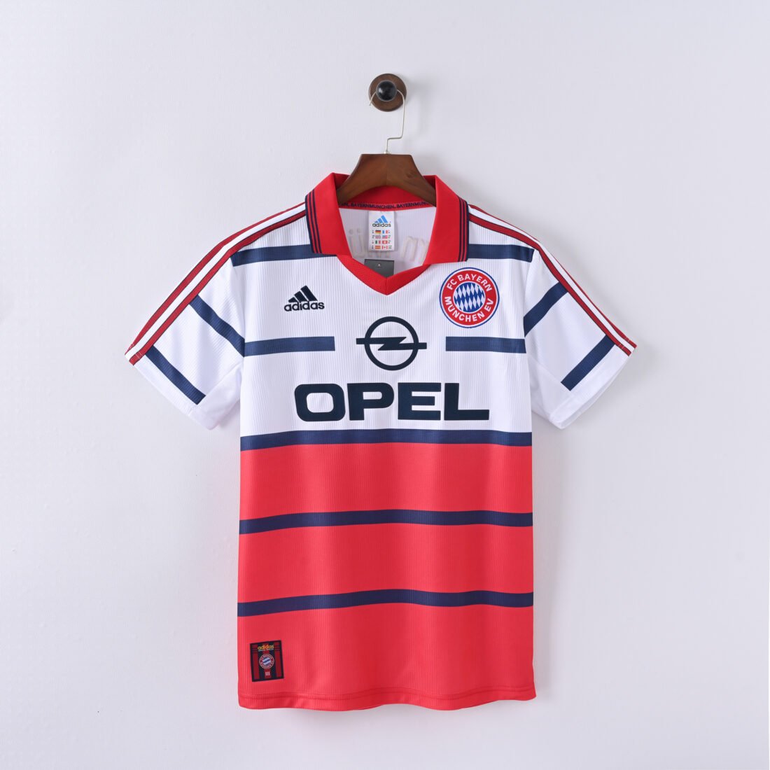 Bayern Munich Away 17