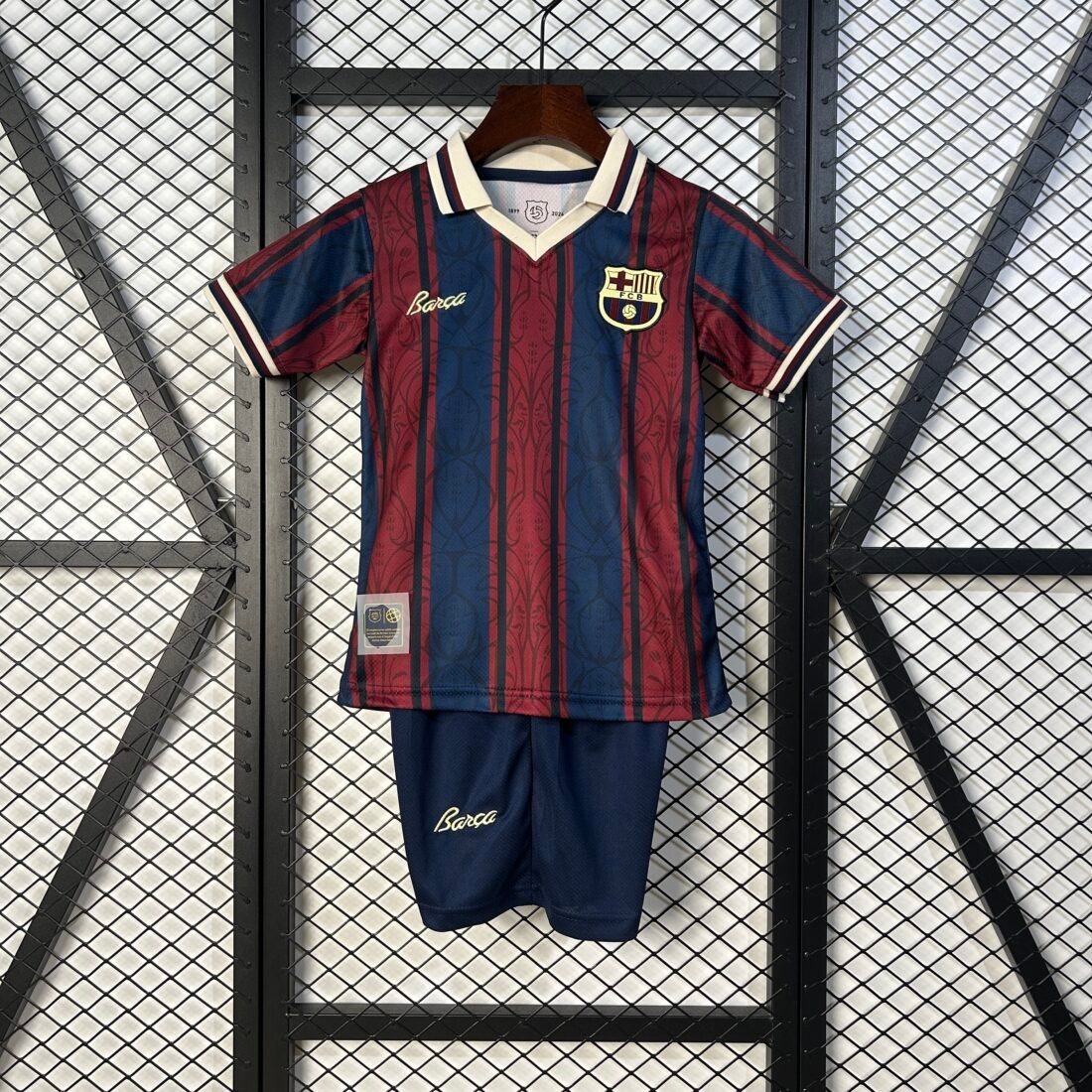(25/26) Kids Barcelona Special Edition Size: 16-28 Álbum 16