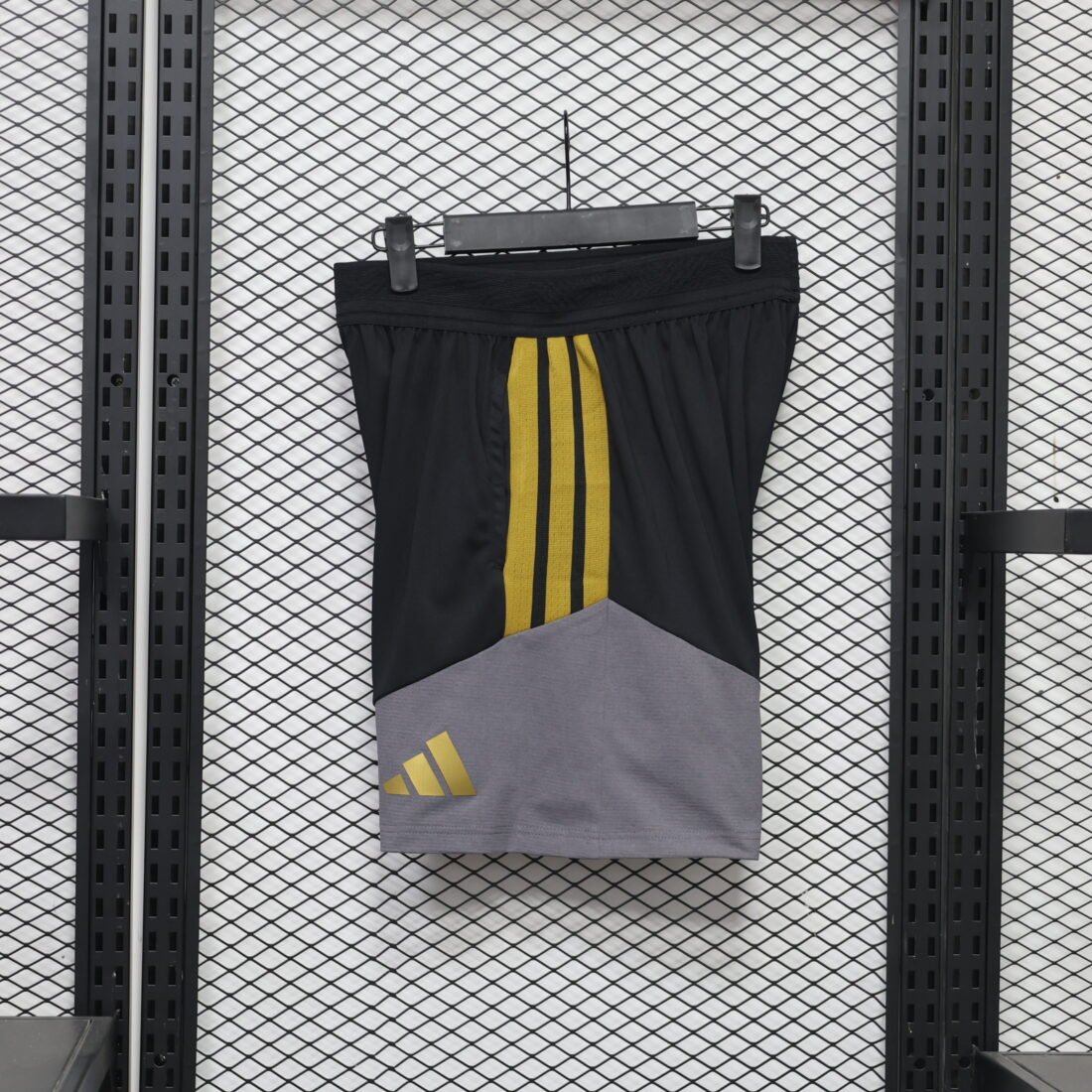 (26/27) Juventus Shorts S-3XL 1
