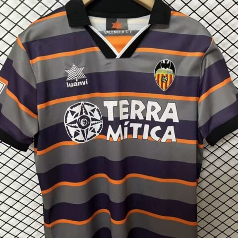 99/00 Valencia Away