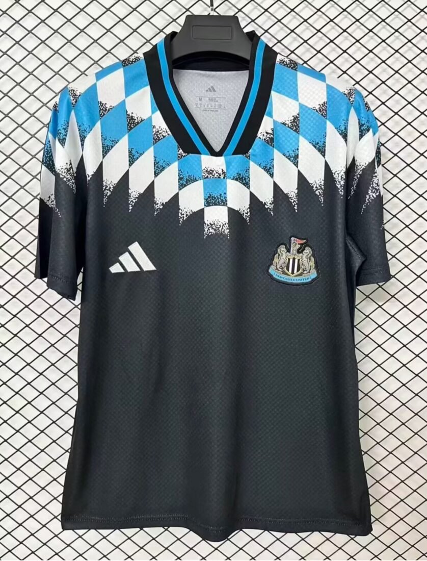 2026 Newcastle United Retro Version S-4XL 1