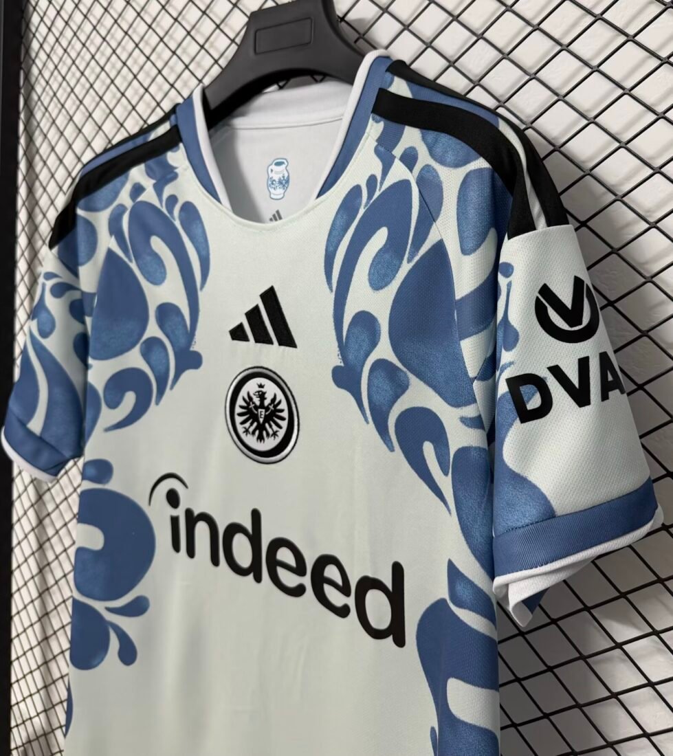 26/27 Eintracht Frankfurt S-4XL 3